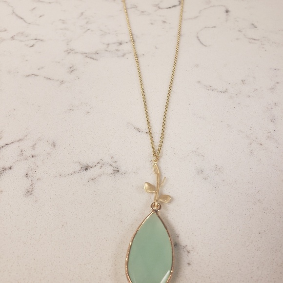 Mint teardrop necklace - Picture 4 of 5